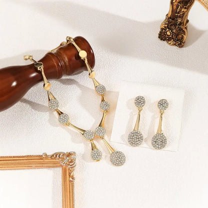 Elegant Golden Necklace & Earrings Set
