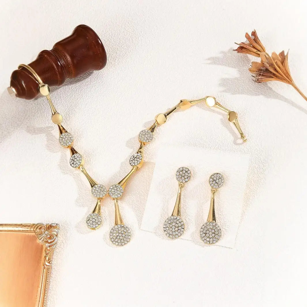 Elegant Golden Necklace & Earrings Set